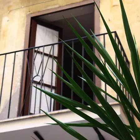Palazzo Cuto & Charme Apartamento